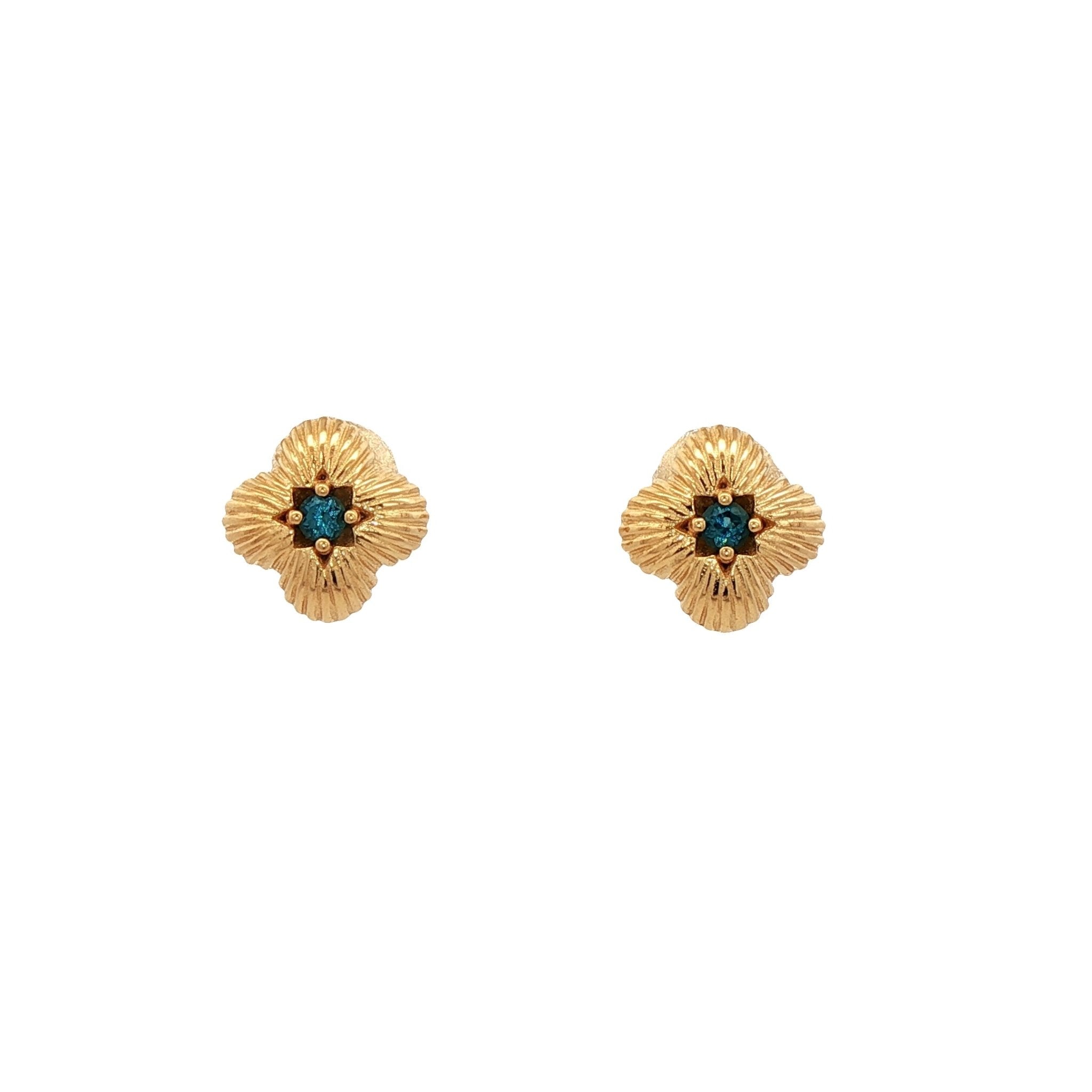 925YG TEXTURE CLOVER CENTER TOPAZ BLUE EARRINGS - C'SANTOS
