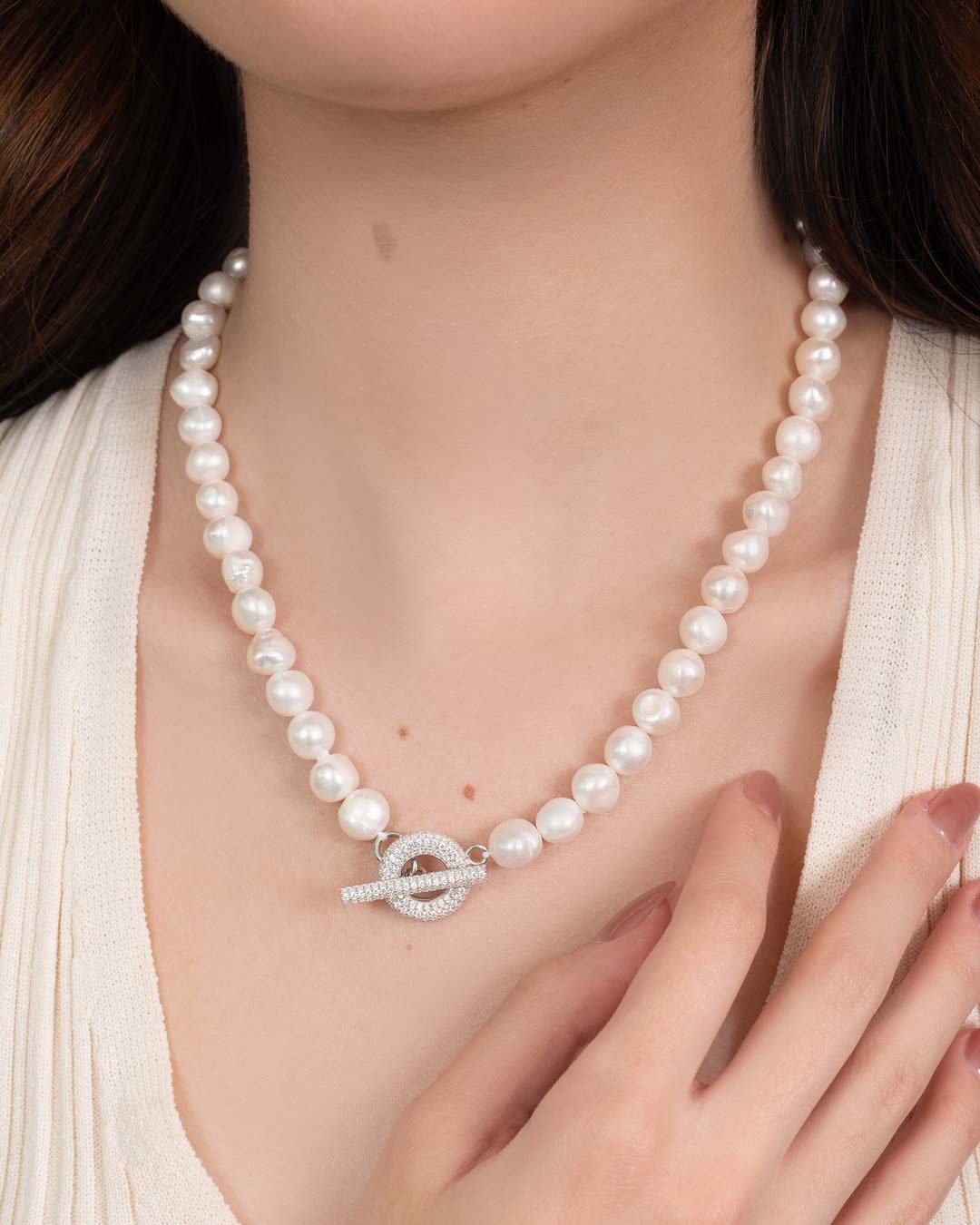 925 SILVER PLATED NECKLACE WITH WHITE PEARL
