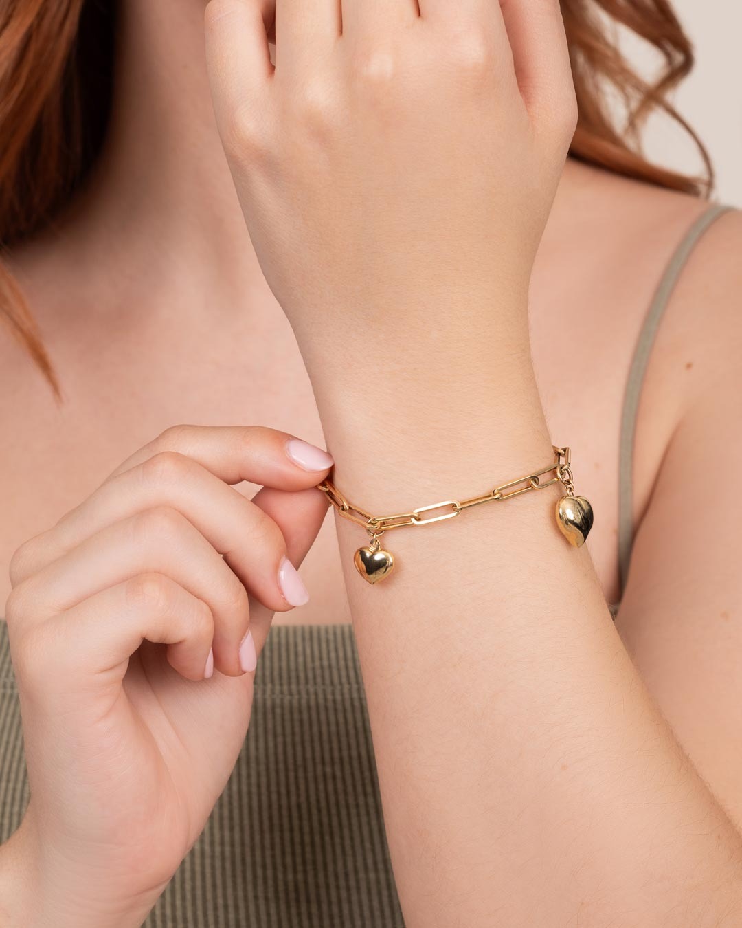 14K GOLD PAPERCLIP BRACELET WITH HEART CHARMS