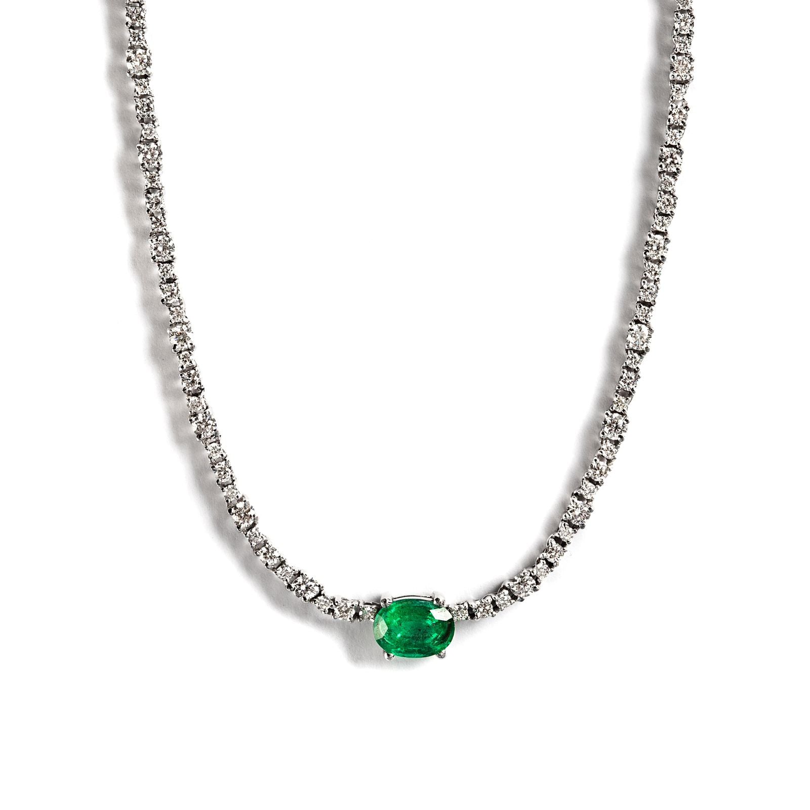 18K WHITE GOLD DIAMOND AND EMERALD TENNIS NECKLACE