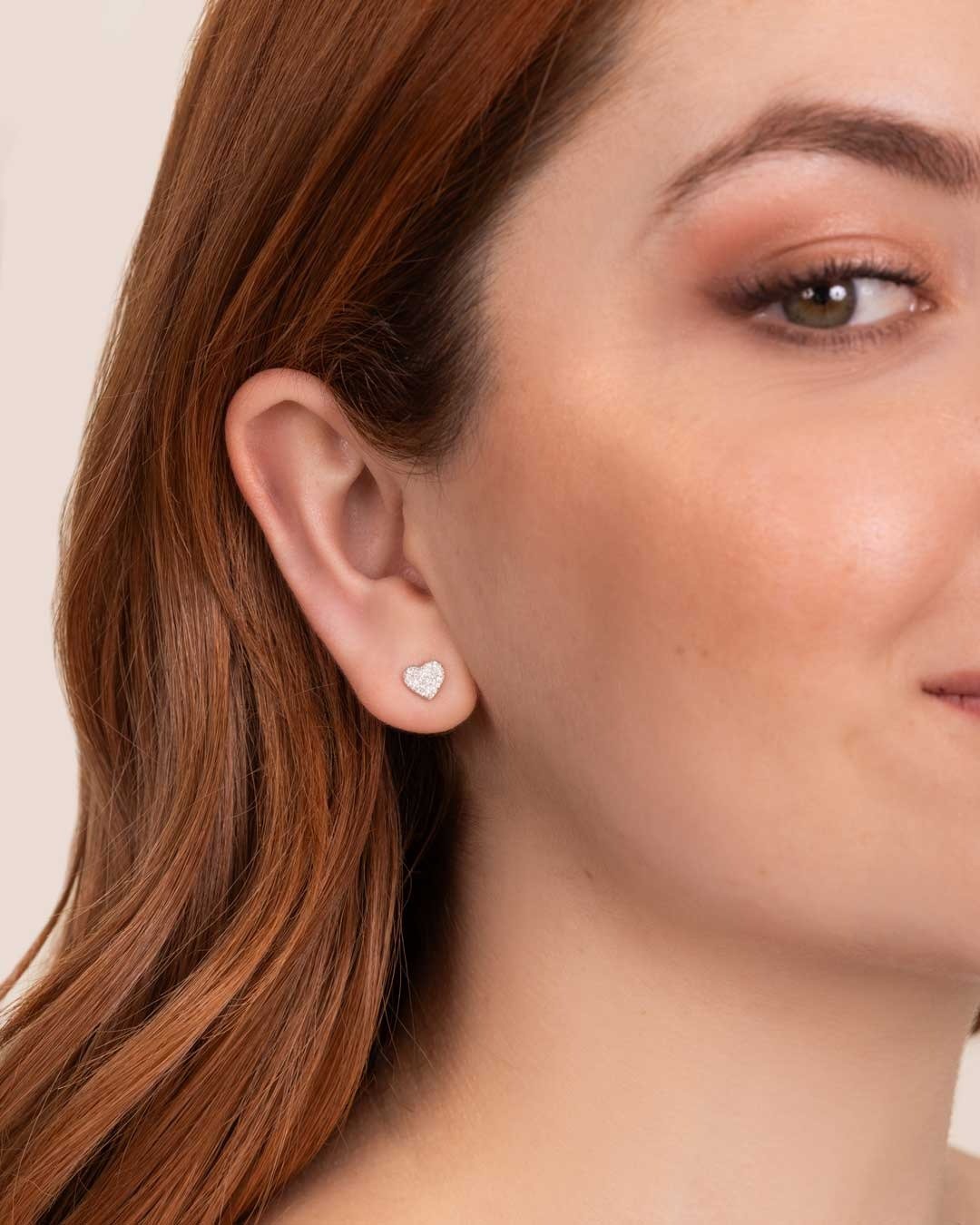 D0.12 14KW HEART ARROW DIAMOND STUD EARRING - C'SANTOS