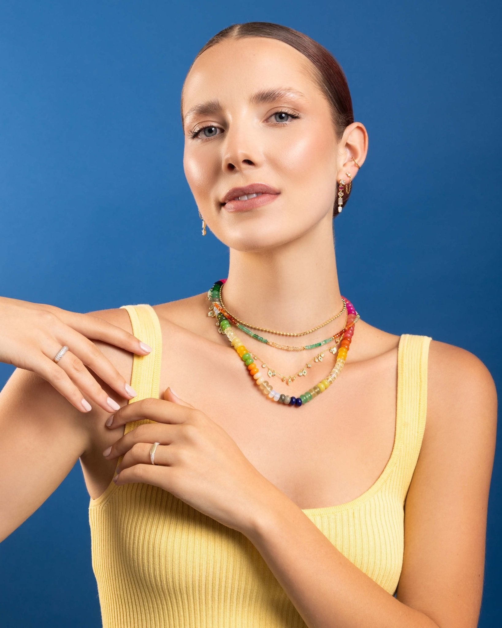 MEDIUM MULTICOLORED BEADS NECKLACE - C'SANTOS