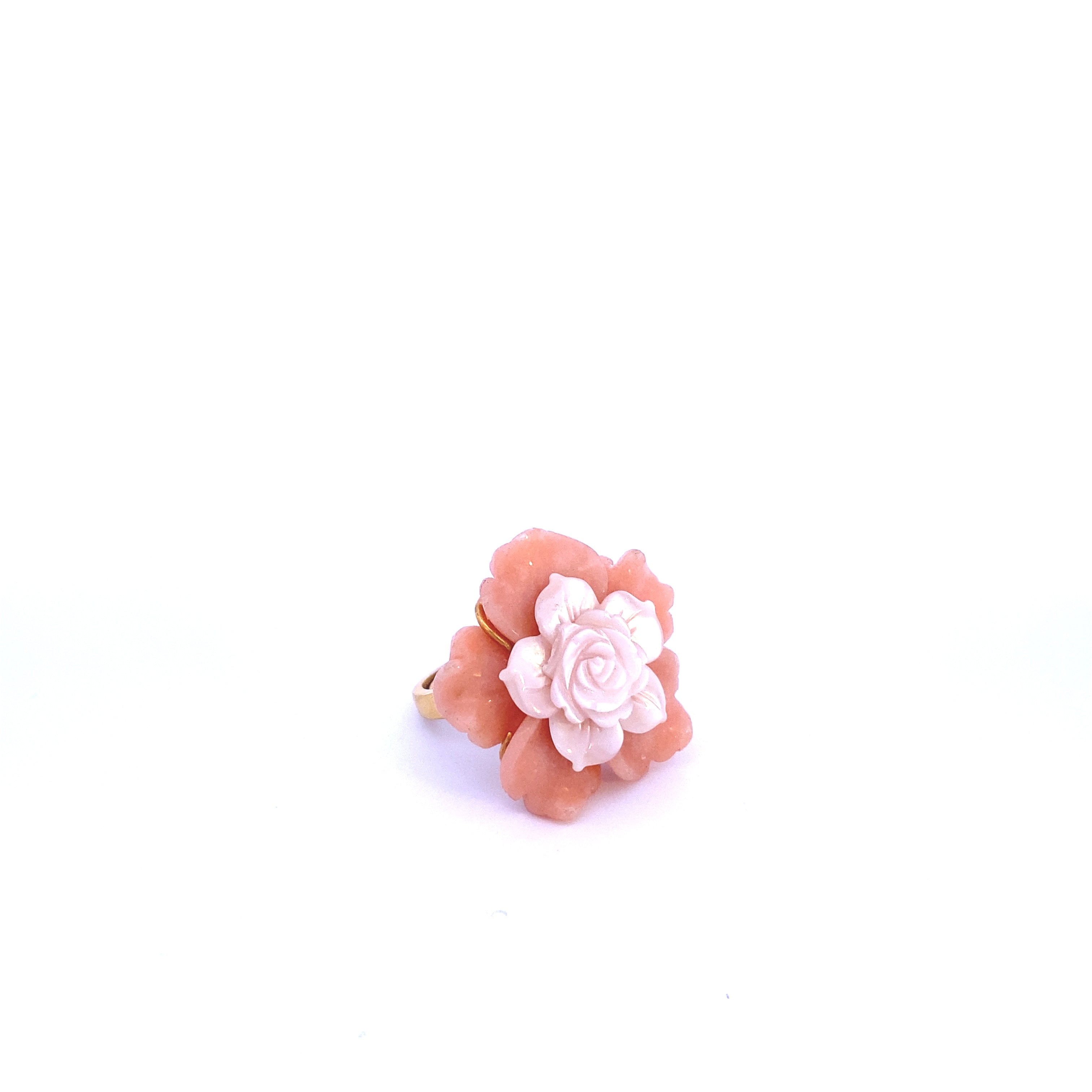 RING SET WITH PEACH CARVED FLOWER RG-3FL-1