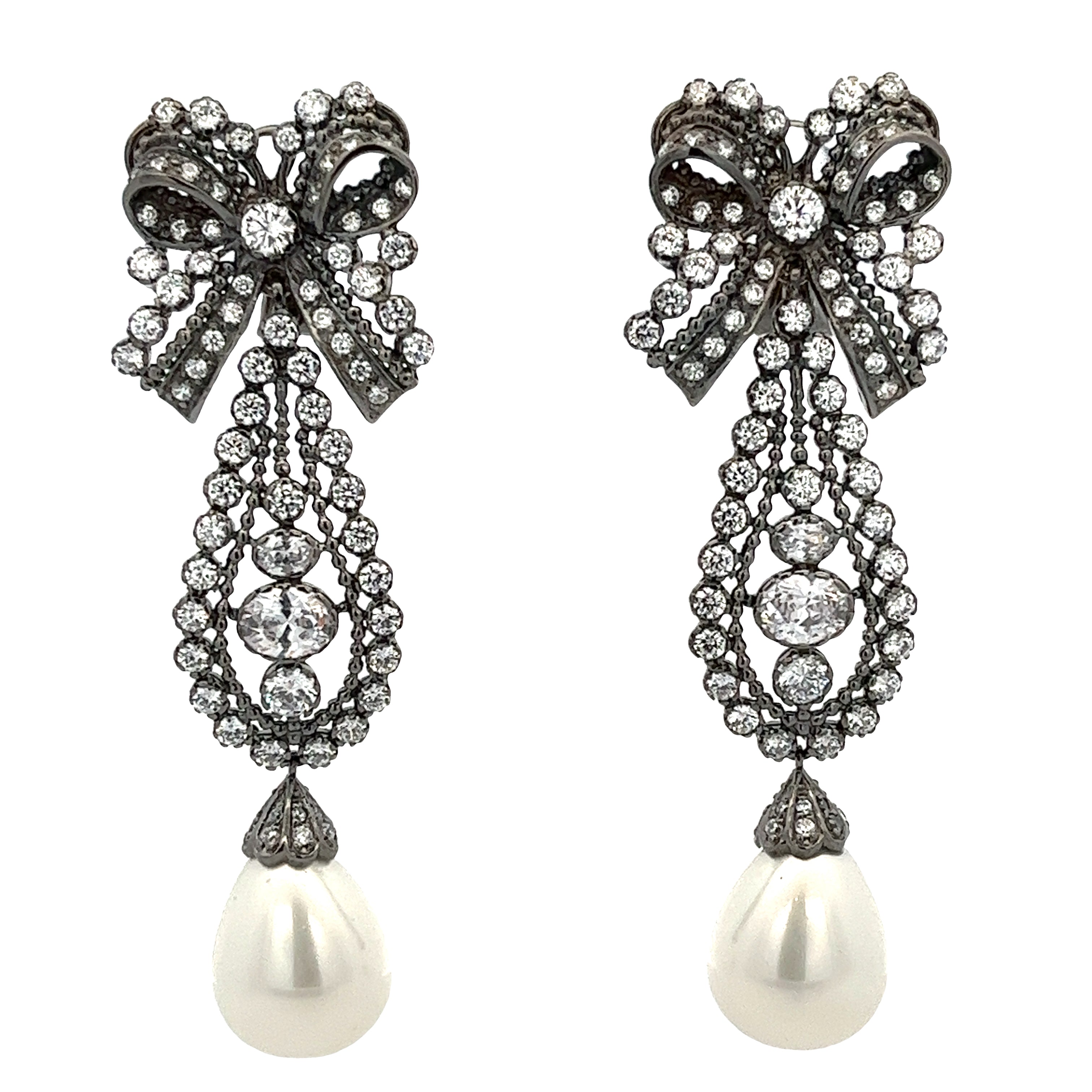 EARRING SILVER CENTER WHITE CZ SYN WHITE PEARL 10X16