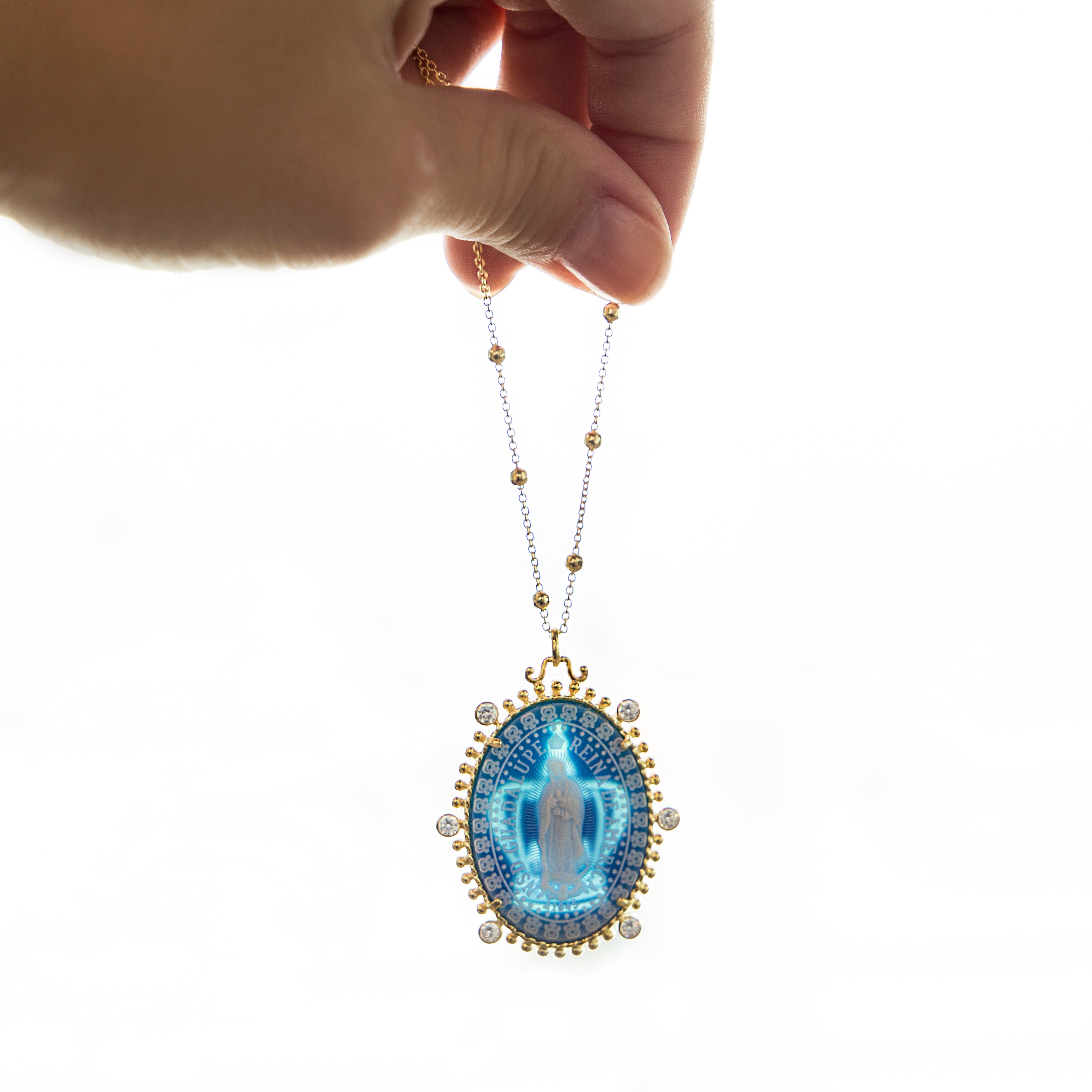925 GOLD PLATED LADY OF GUADALUPE IN BLUE AGATHE CAMEO PENDANT