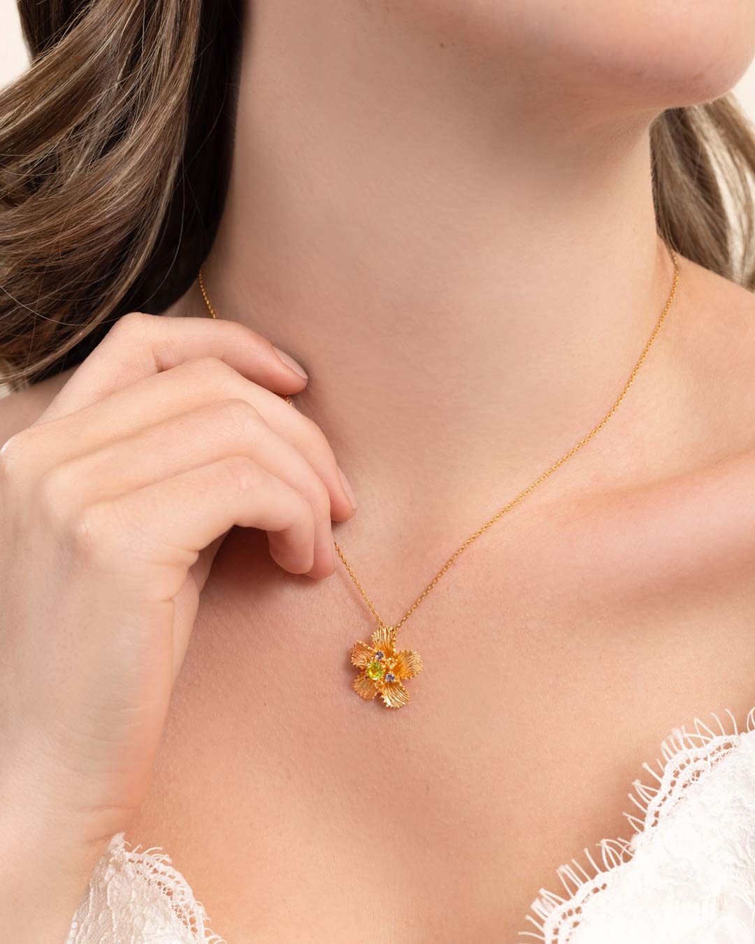 925 GOLD PLATED PERIDOT CITRINE IOLITE FACETED FLOWER NECKLACE
